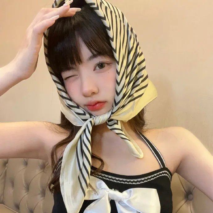 彩鸾春色
